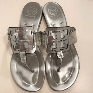 Tory Burch - silver sandals